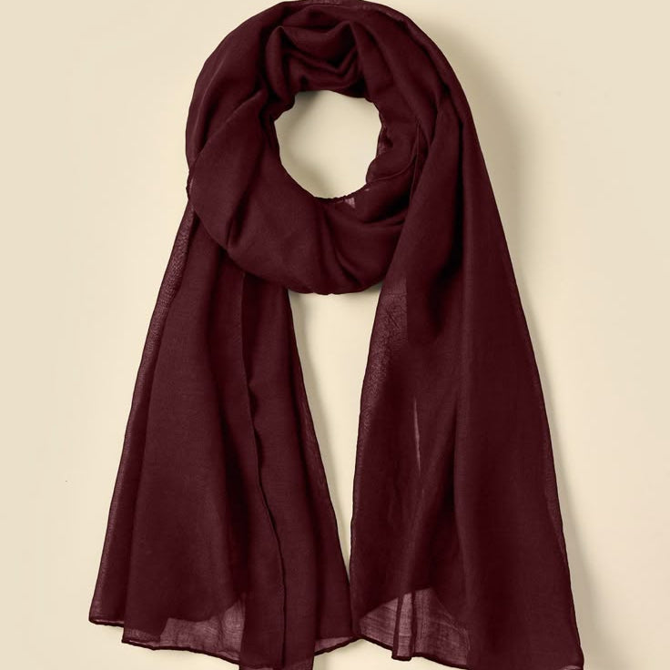 Maroon Georgette Hijab – Soft, Lightweight & Everyday Wear