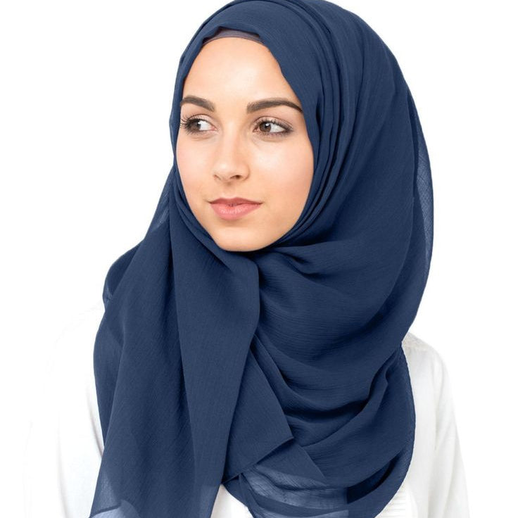 Blue Georgette Hijab – Soft, Lightweight & Everyday Wear